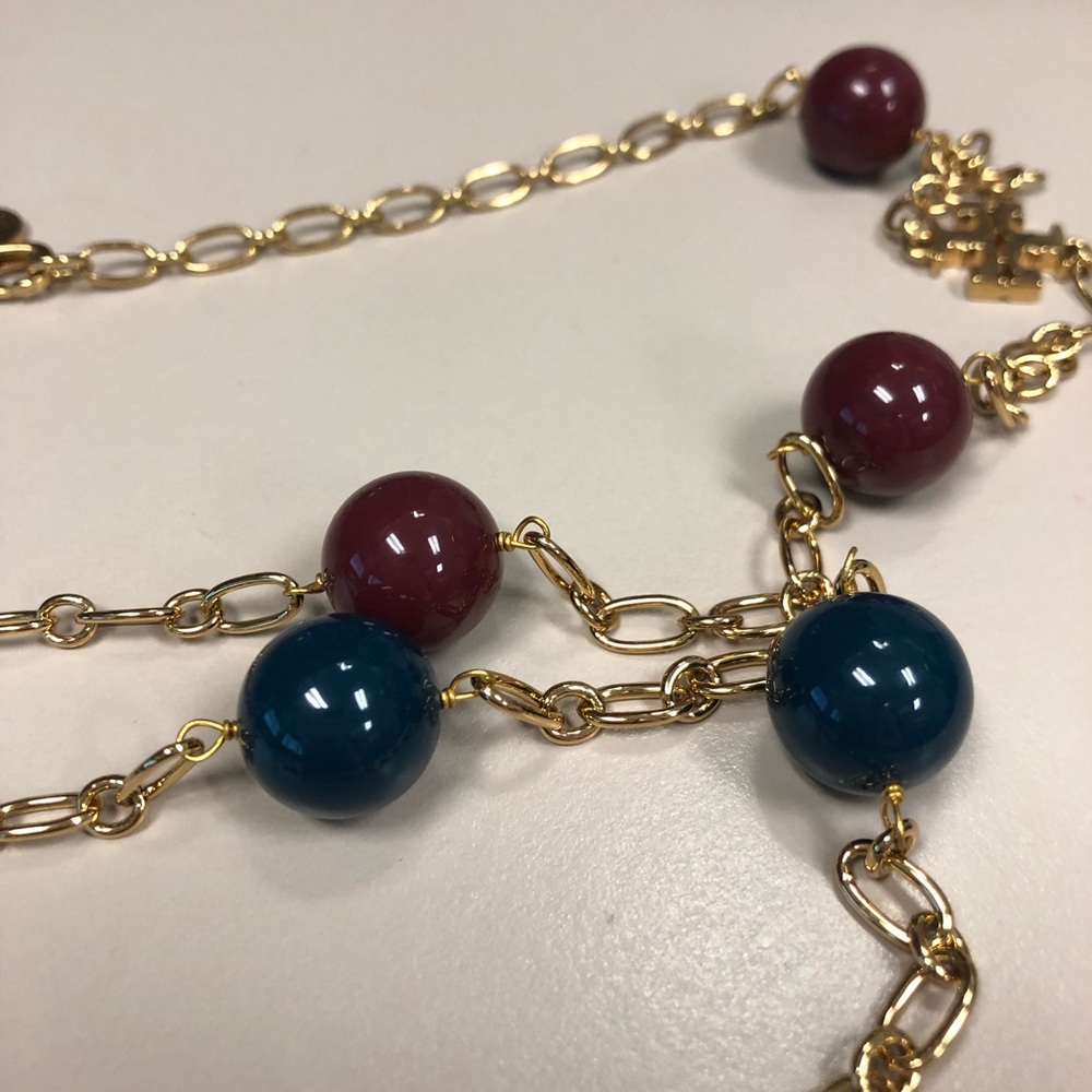 Necklaces - Picture 3 of 4